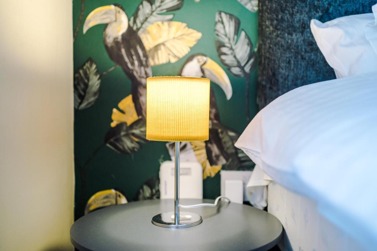 Rest & Recharge At The Station Apartments Manchester Eksteriør bilde